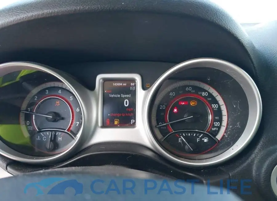 3C4PDCAB5DT576003# 7