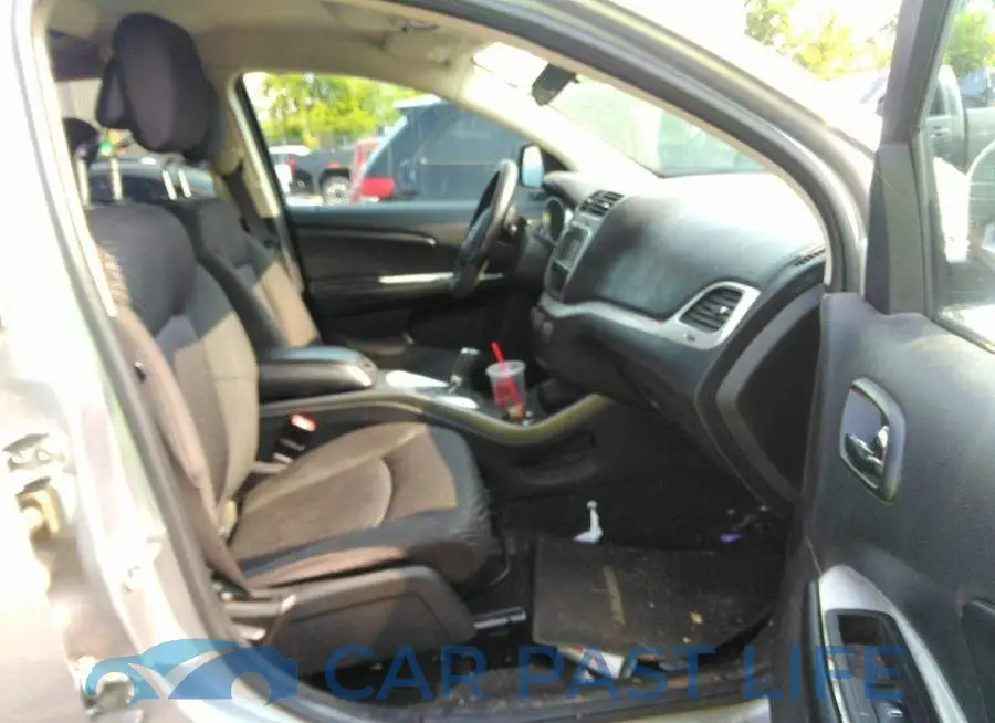 3C4PDCBG4FT742394# 5