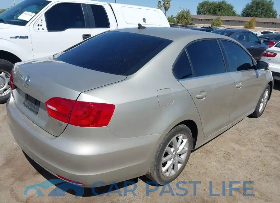 3VWD07AJ5EM239546# 4