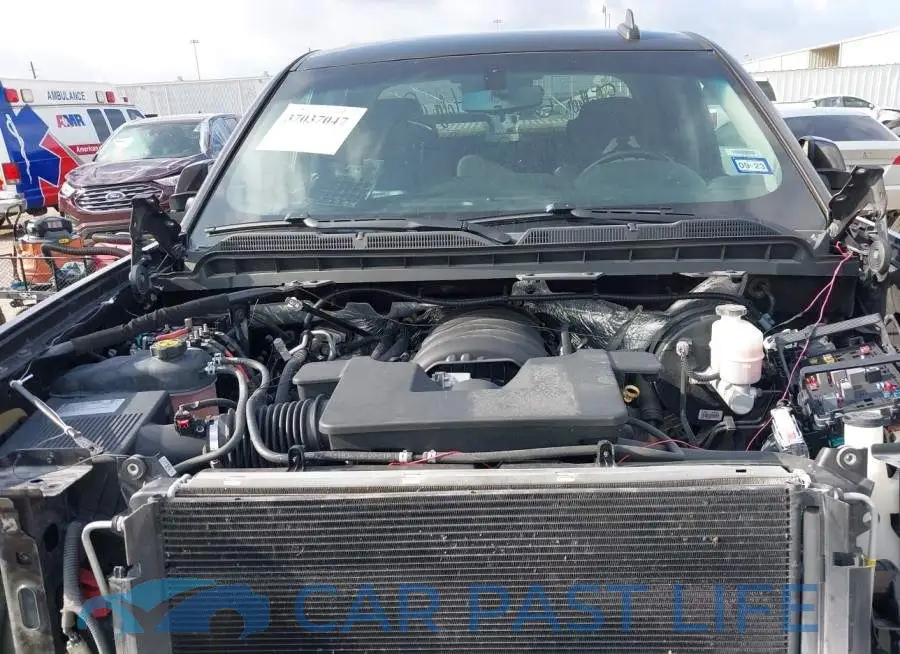 1GCRCREC3JZ137341# 10