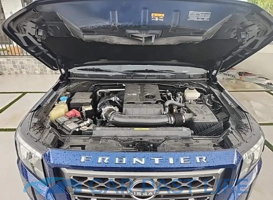 1N6ED1EK2NN608202# 9
