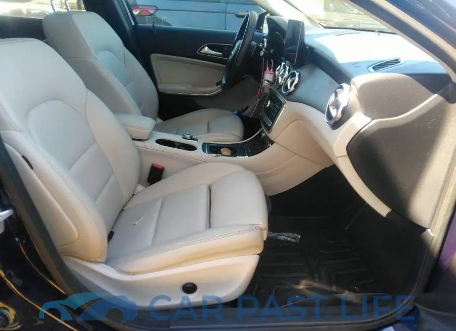 WDCTG4GB3JJ372154# 5