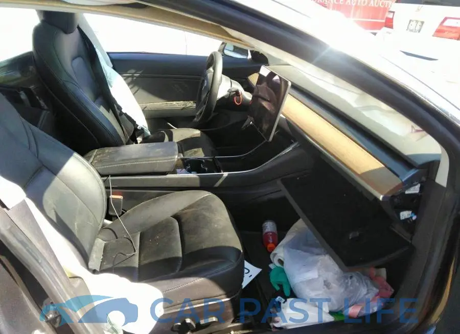 5YJ3E1EB5LF790884# 5