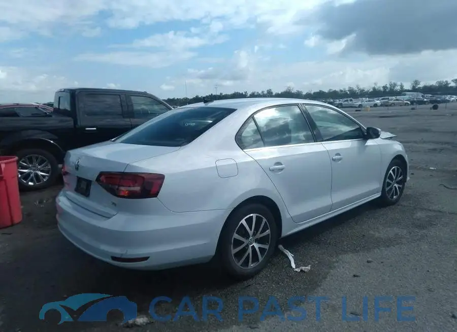3VWDB7AJ8HM396292# 4