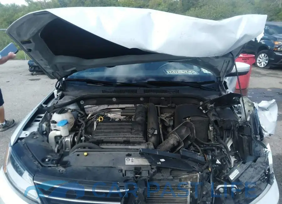 3VWDB7AJ8HM396292# 10
