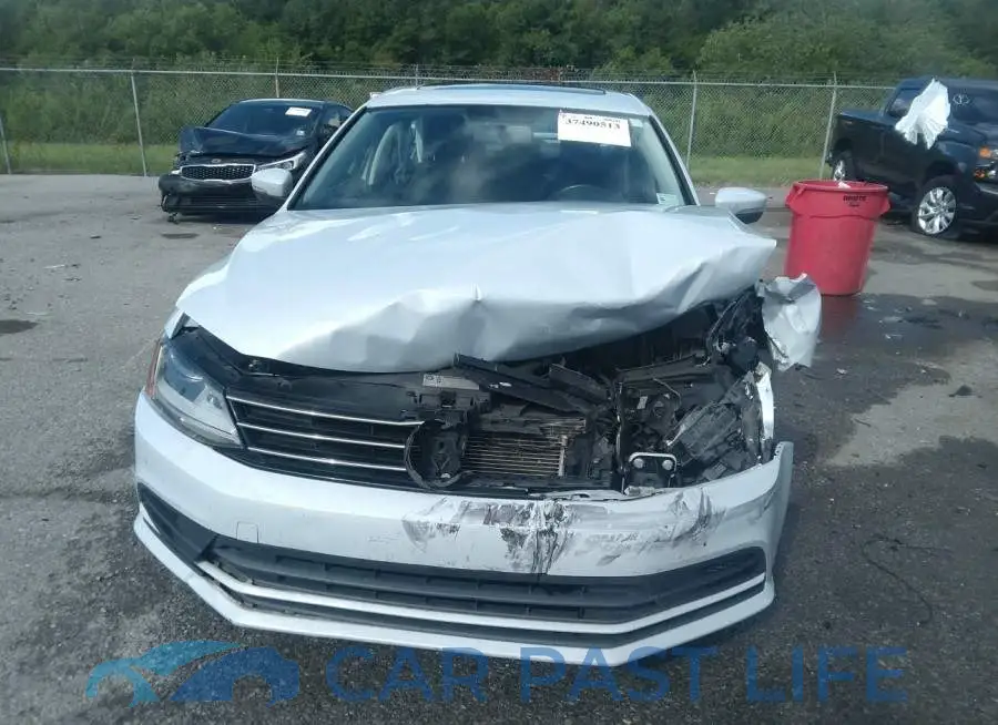 3VWDB7AJ8HM396292# 6