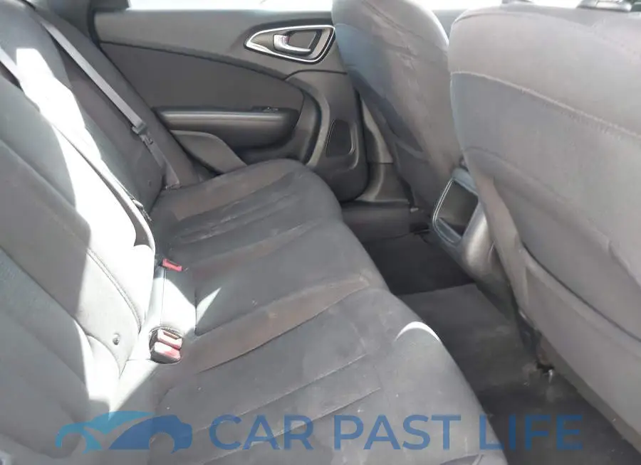 1C3CCCAB2FN688105# 8