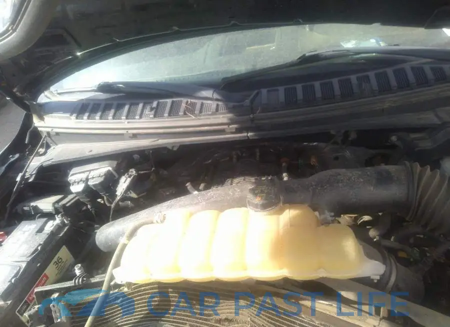 1FMJU1GT7JEA34709# 10