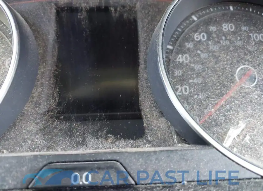 3VW547AU7JM250979# 7