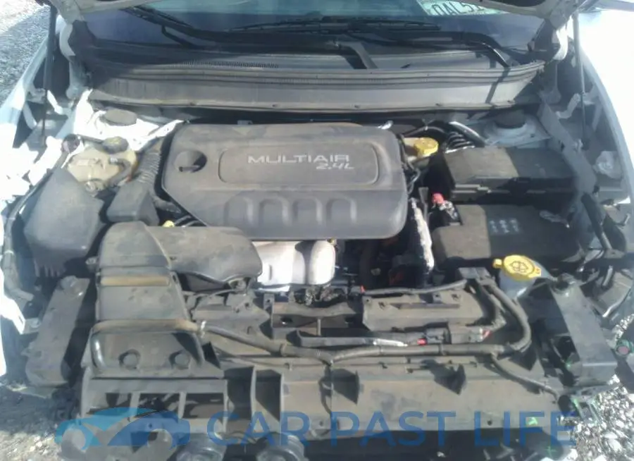 1C4PJLCB1FW781370# 10
