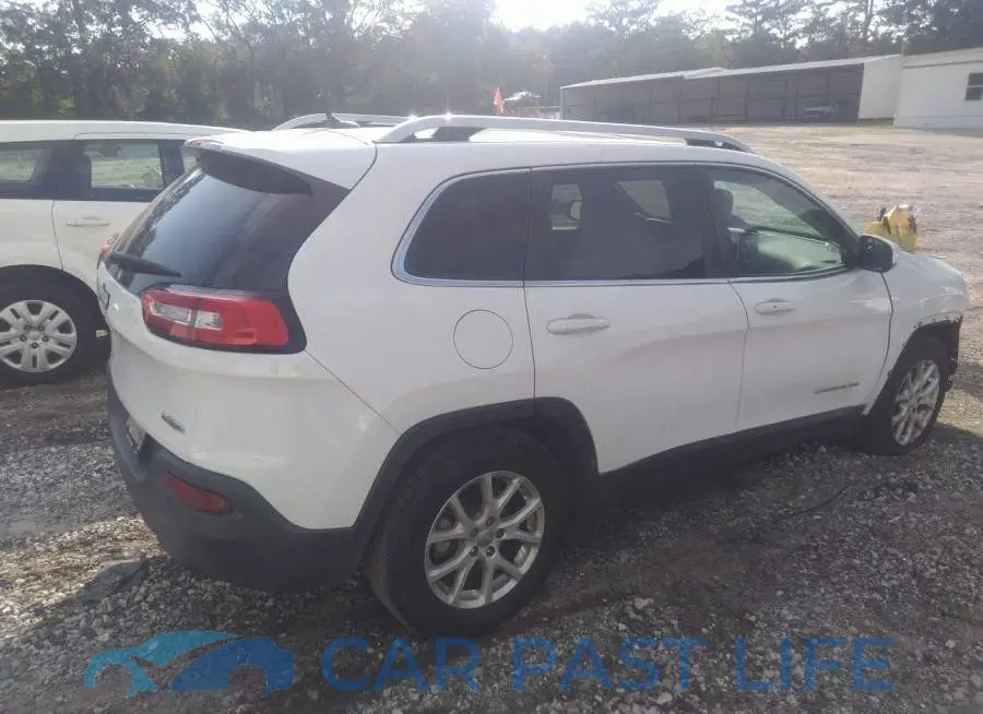 1C4PJLCB1FW781370# 4