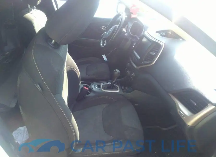 1C4PJLCB1FW781370# 5