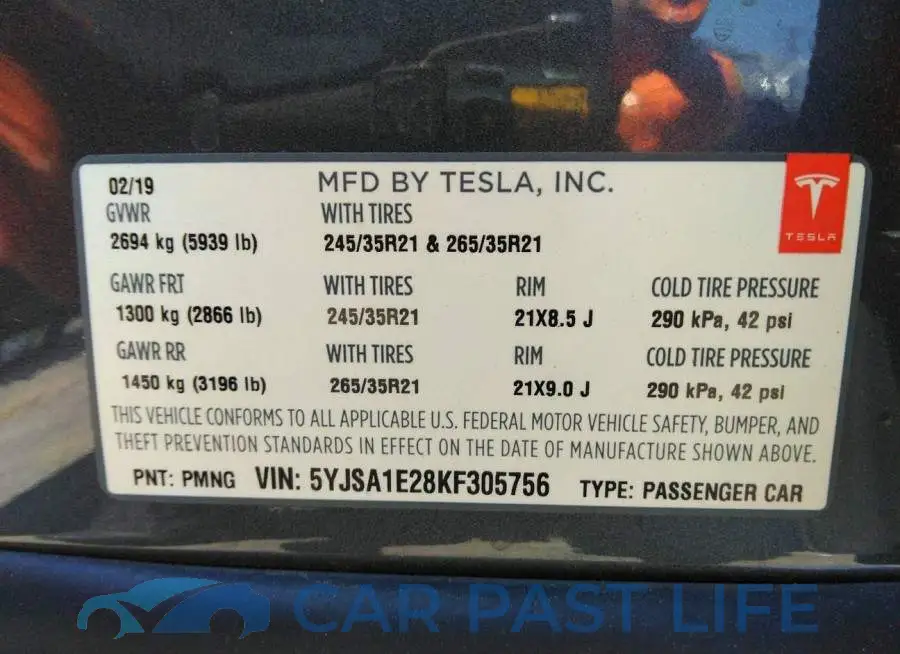 5YJSA1E28KF305756# 9