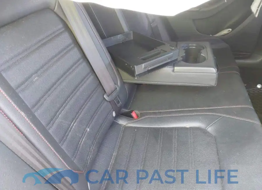 3VW4T7AJ4HM323837# 8