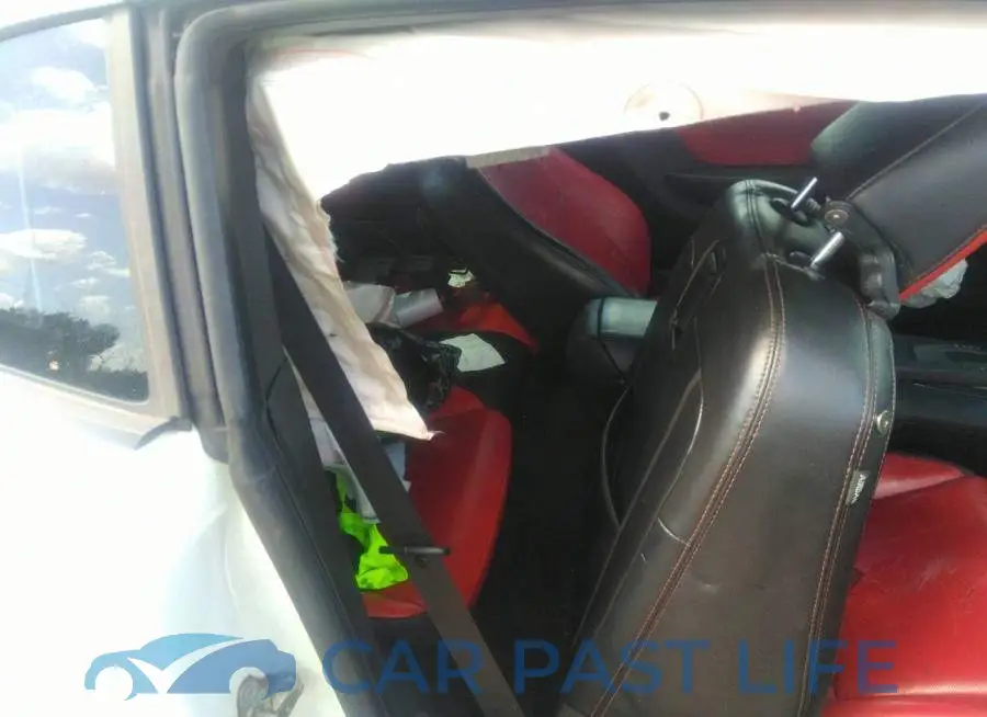2G1FK1EJ8E9259160# 8