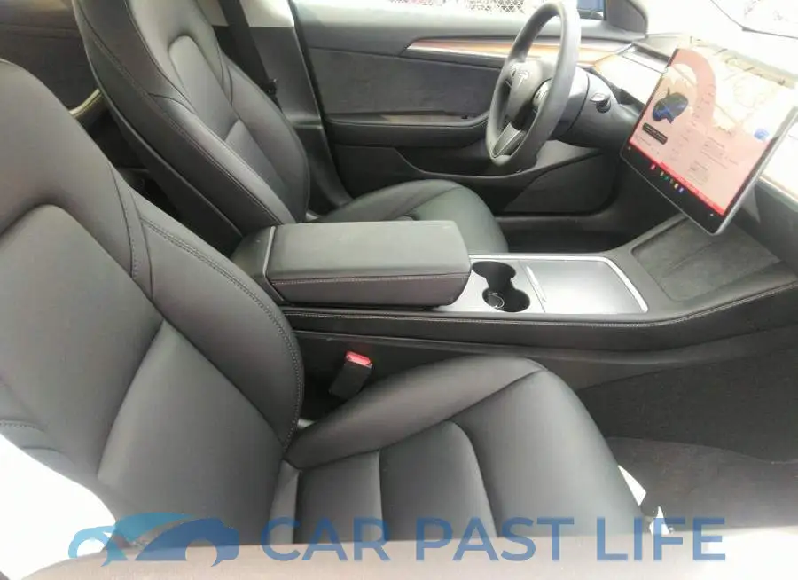 5YJ3E1EB5NF315464# 5