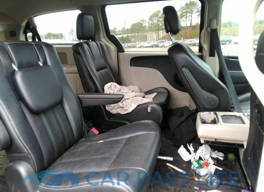 2C4RC1BG3DR605401# 8