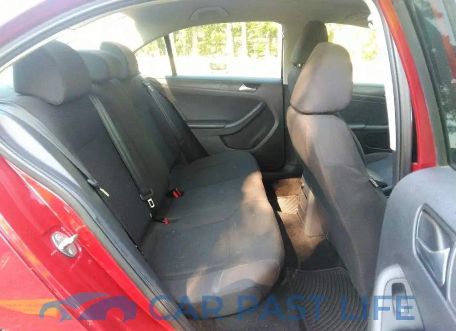 3VW267AJ1GM224812# 8