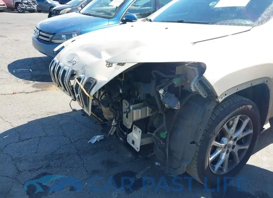 1C4PJLCS7FW537318# 6