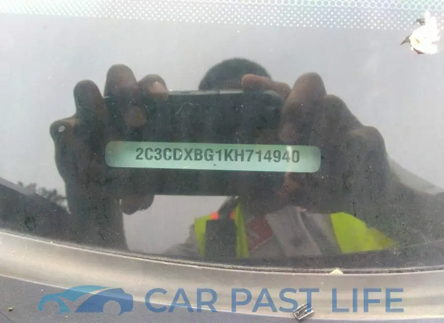 2C3CDXBG1KH714940# 9