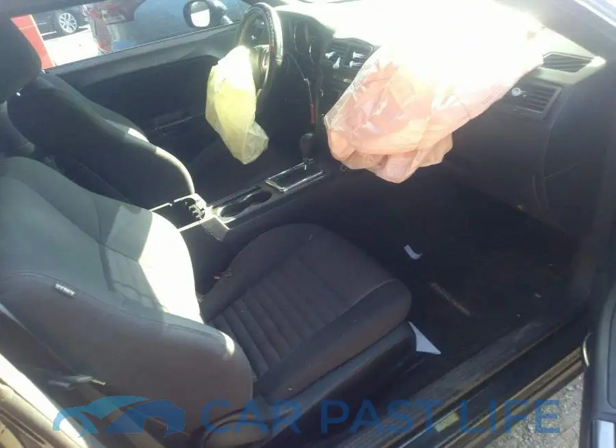 2C3CDYAG6DH692508# 5