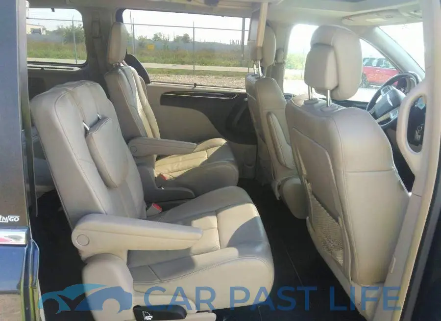 2C4RC1GG1DR610282# 8