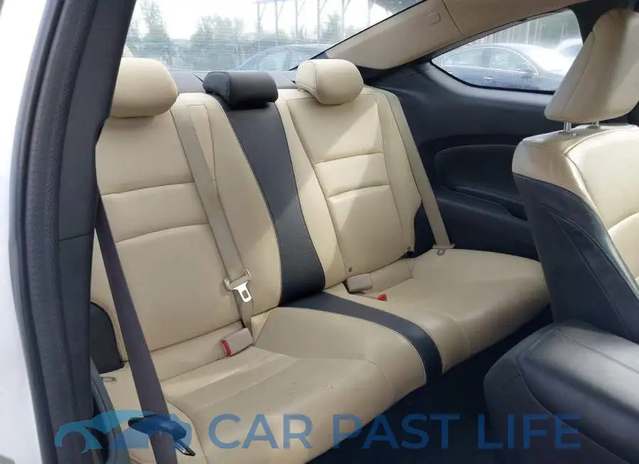 1HGCT2B84DA001561# 8