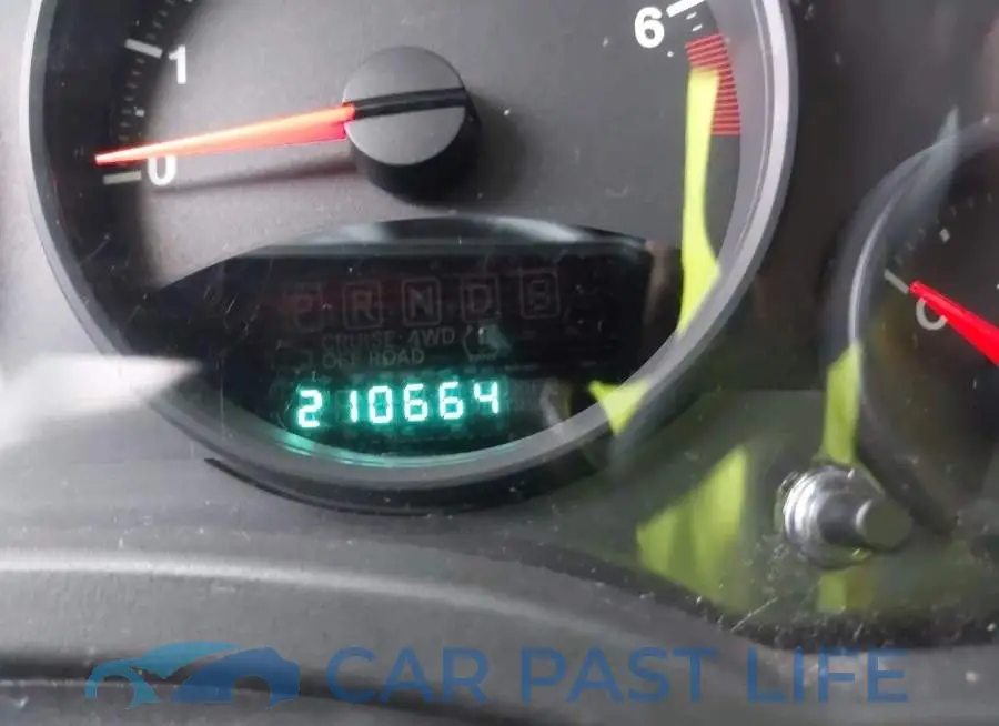 1C4NJCEA5DD250922# 7