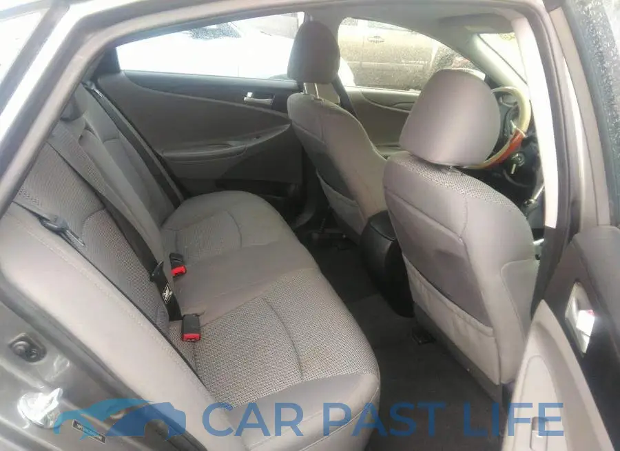 5NPEB4AC3DH504048# 8