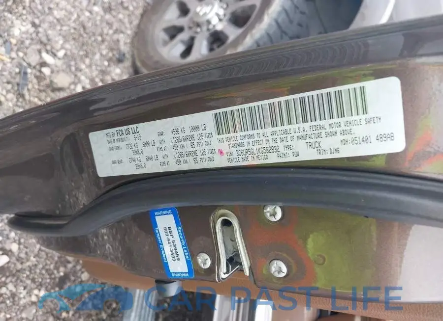 3C6UR5GL1KG582832# 9
