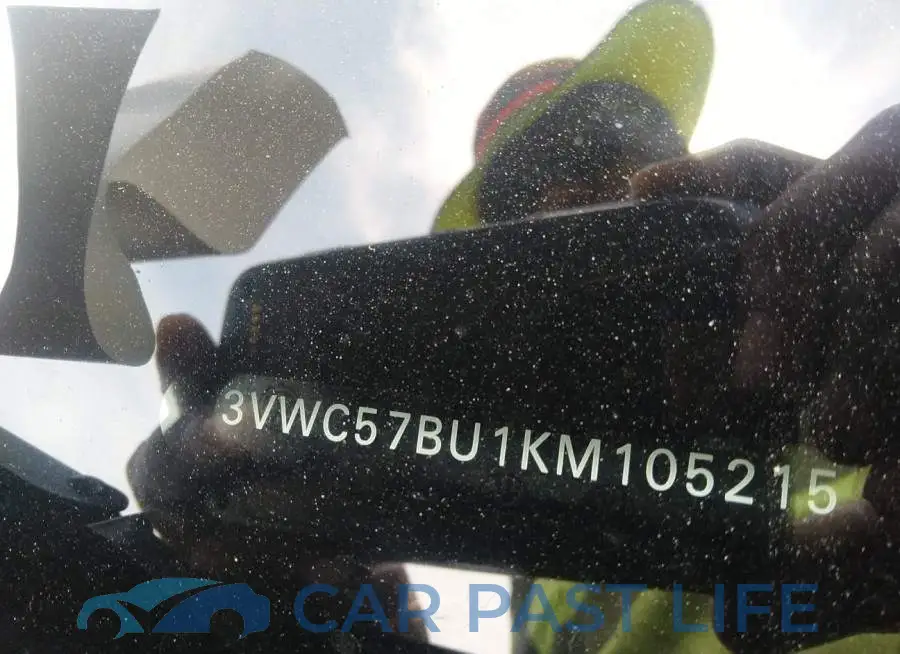 3VWC57BU1KM105215# 9