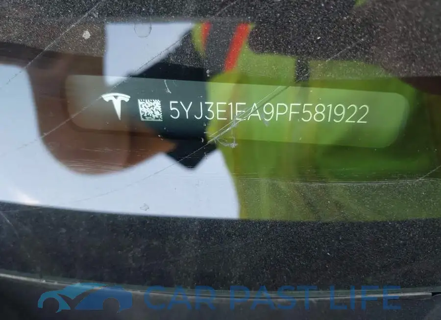 5YJ3E1EA9PF581922# 9