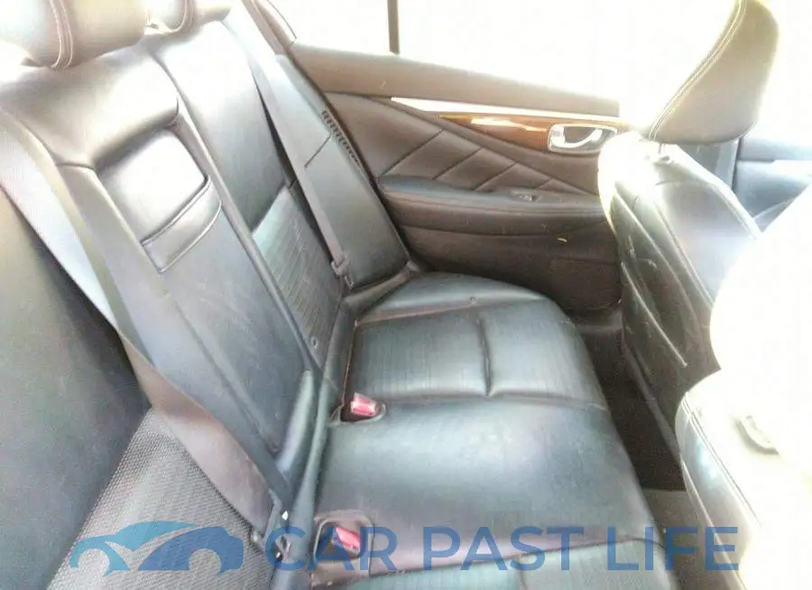 JN1AV7AR7FM850806# 8