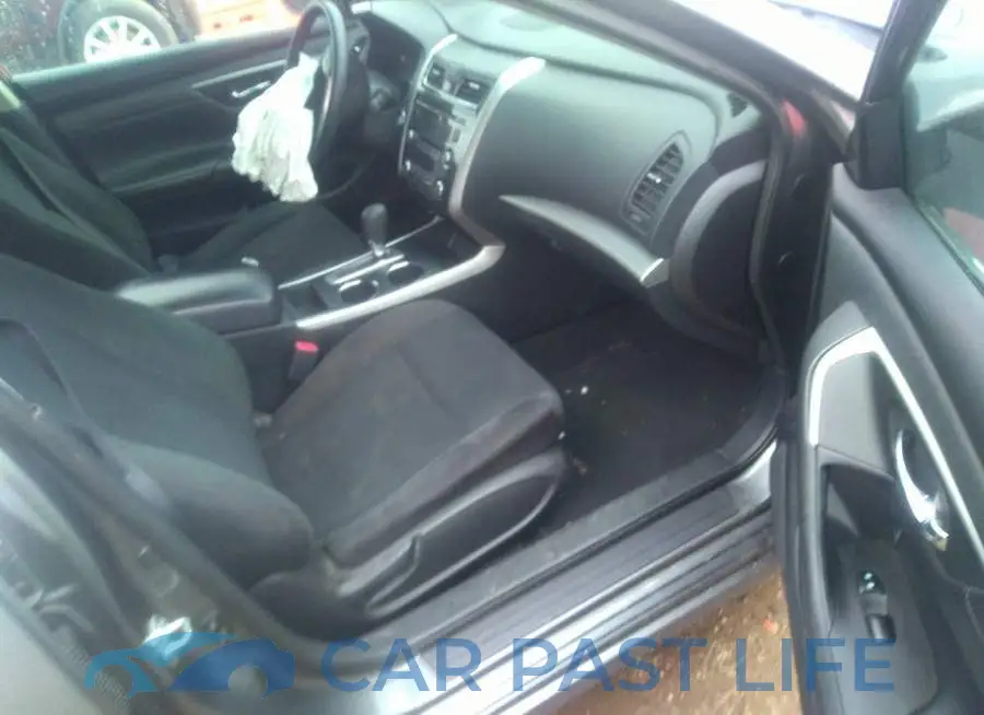 1N4AL3AP0FC275499# 5