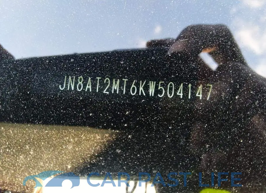 JN8AT2MT6KW504147# 9