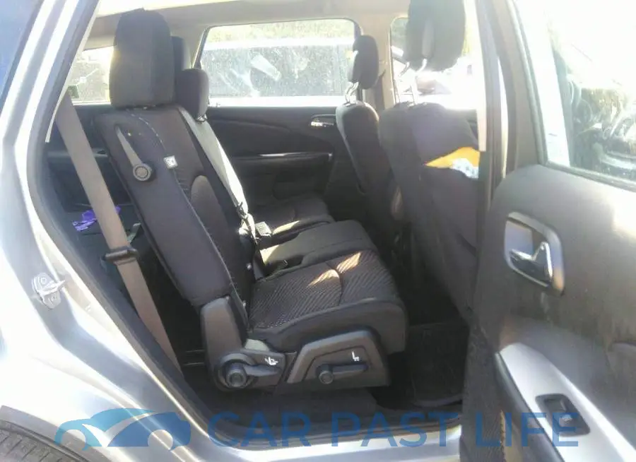 3C4PDCAB3FT573975# 8