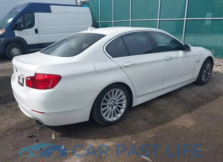 WBAFU7C57DDU70732# 4