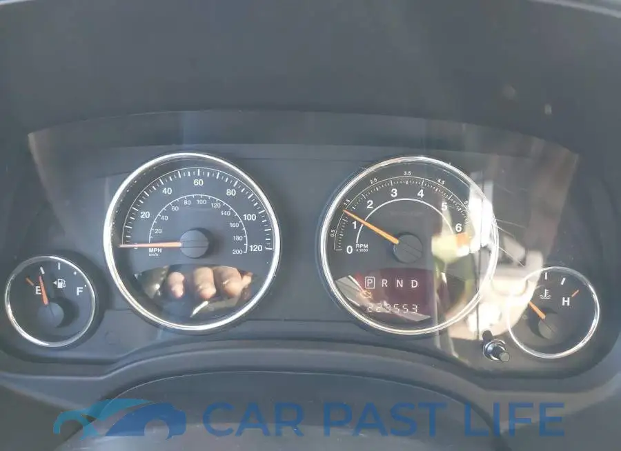 1C4NJDEB1ED788209# 7