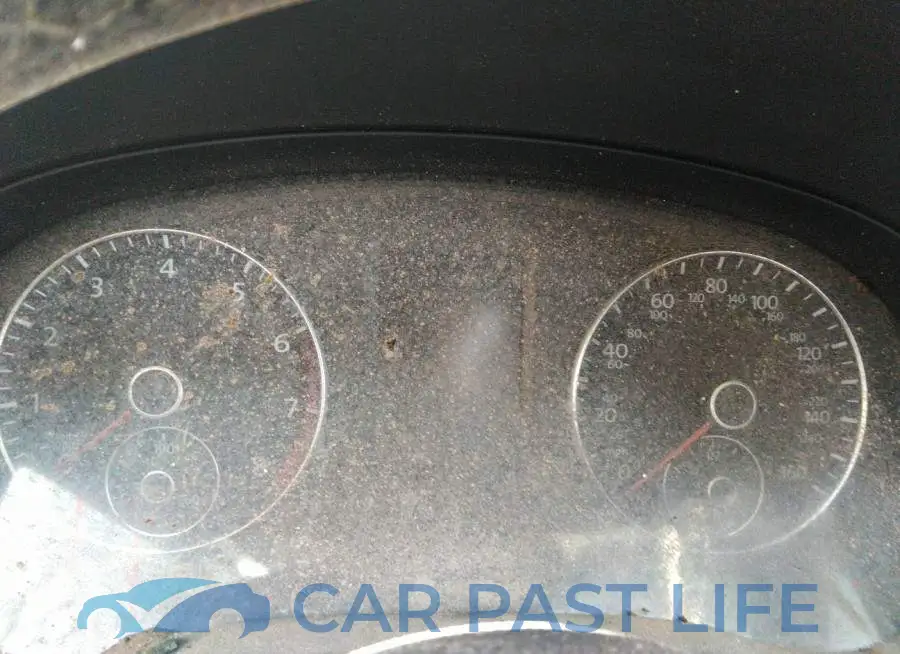 1VWBT7A3XFC036946# 7
