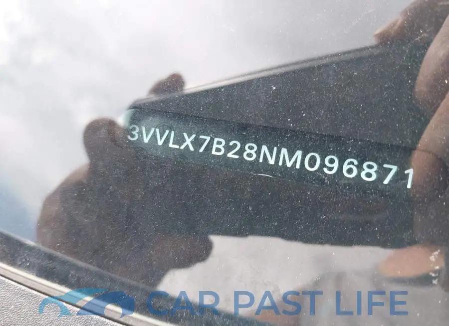 3VVLX7B28NM096871# 9