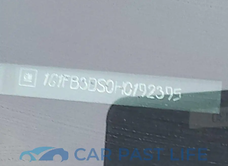 1G1FB3DS0H0192395# 9