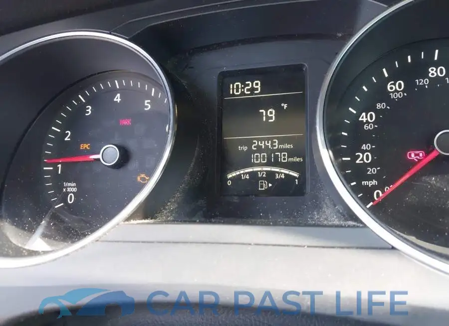 3VW167AJ3HM253676# 7