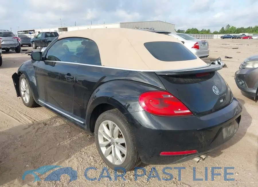 3VW5A7AT2FM819342# 3
