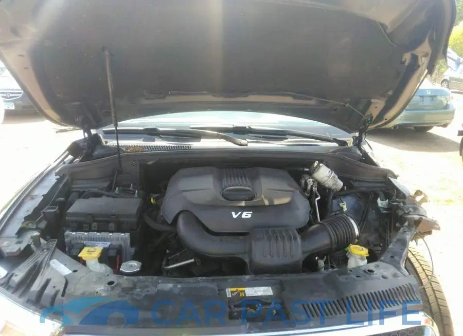 1C4RDJDG9FC818407# 10