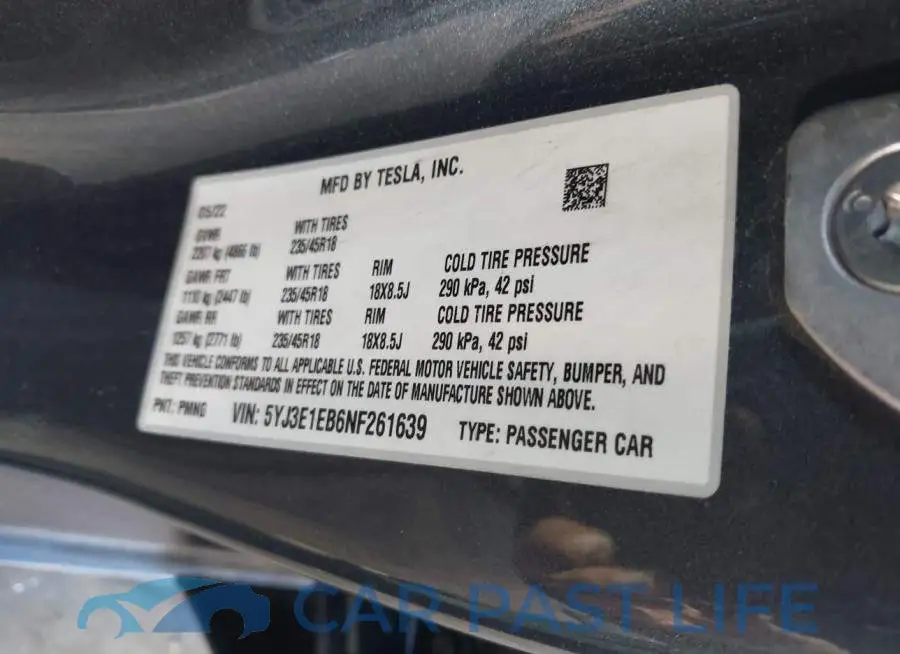 5YJ3E1EB6NF261639# 8