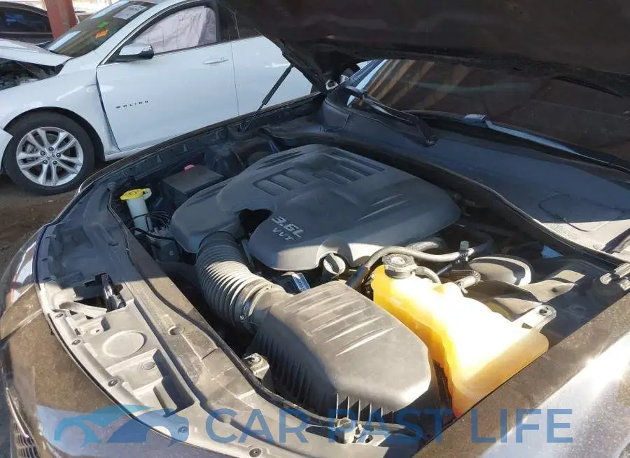 2C3CCAEG6JH151300# 10