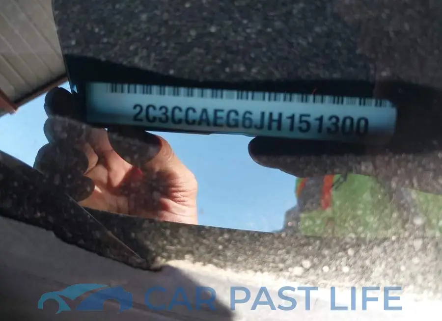 2C3CCAEG6JH151300# 9