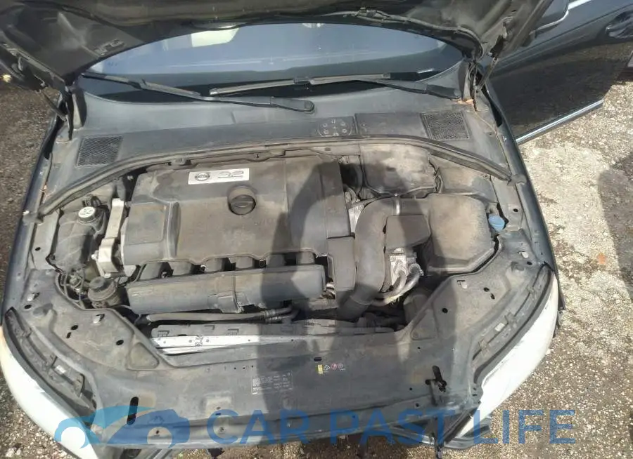 YV1952AS3D1168200# 10