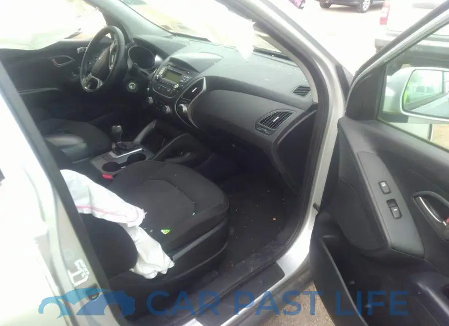 KM8JTCAF8EU950263# 5