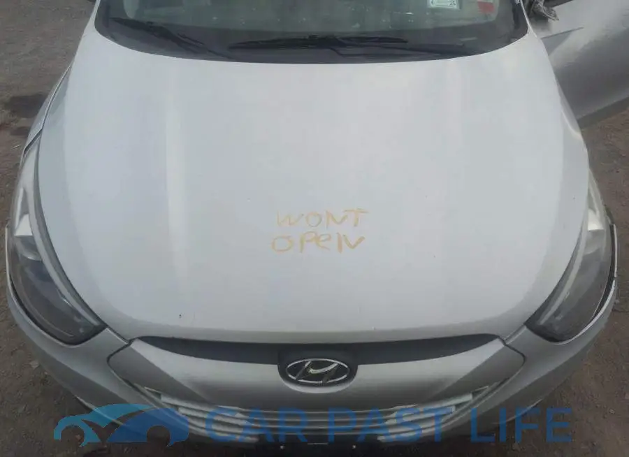KM8JTCAF8EU950263# 10